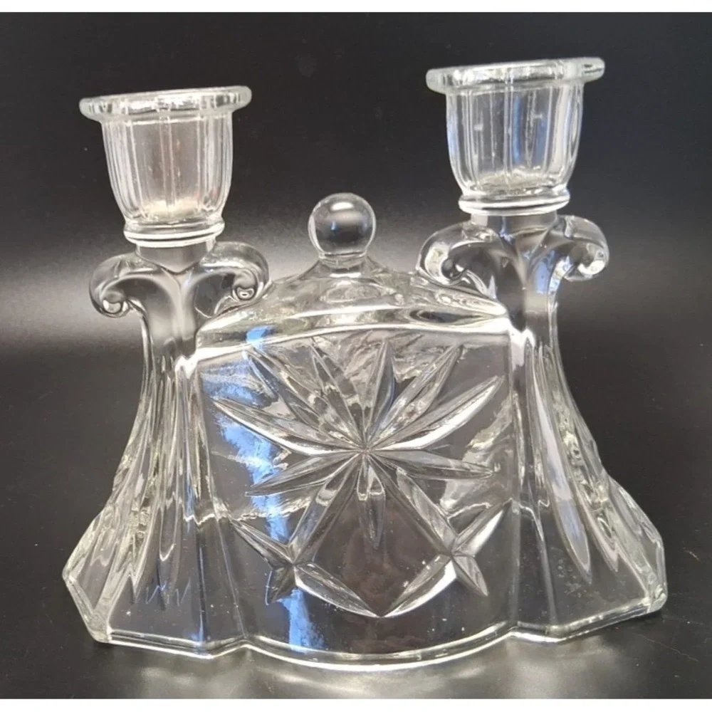 2 Anchor Hocking Early American‎ Prescut Candle Holders